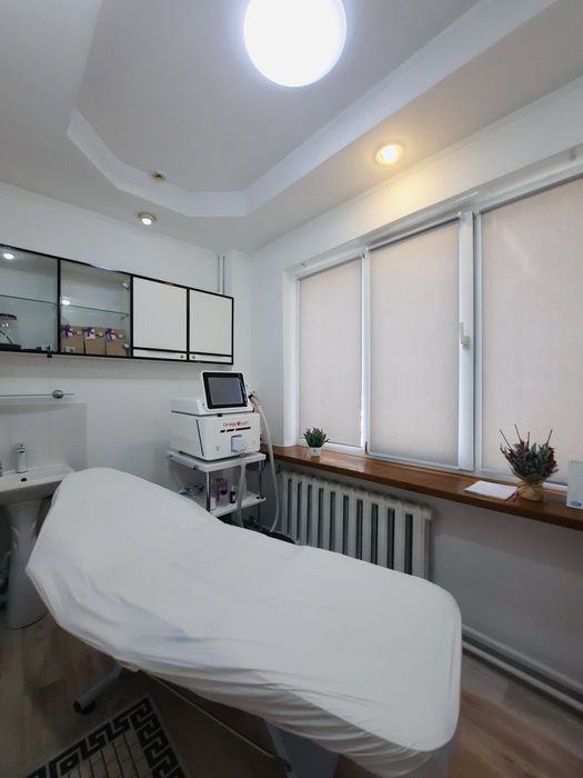 Аппарат для лазерной эпиляции вместе с бизнесом