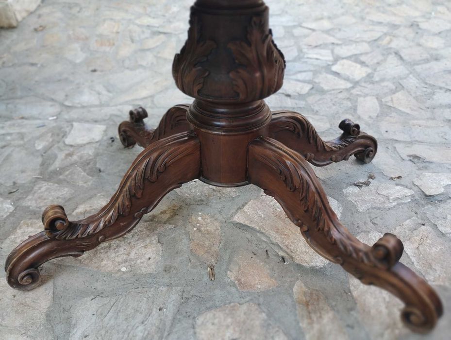 Барокова маса и столове