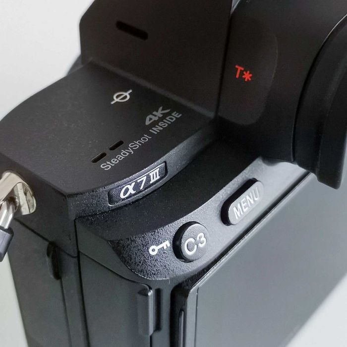 Sony A7 III - като нов, на 16К кадъра, пълен комплект