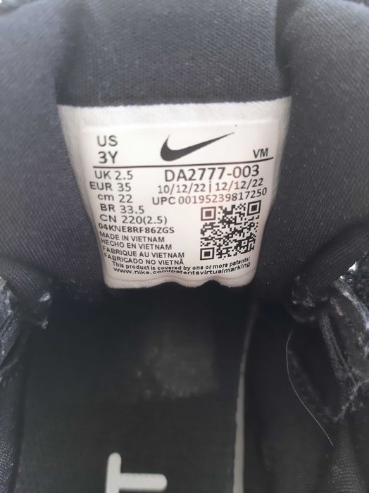 маратонки Nike,  35 номер