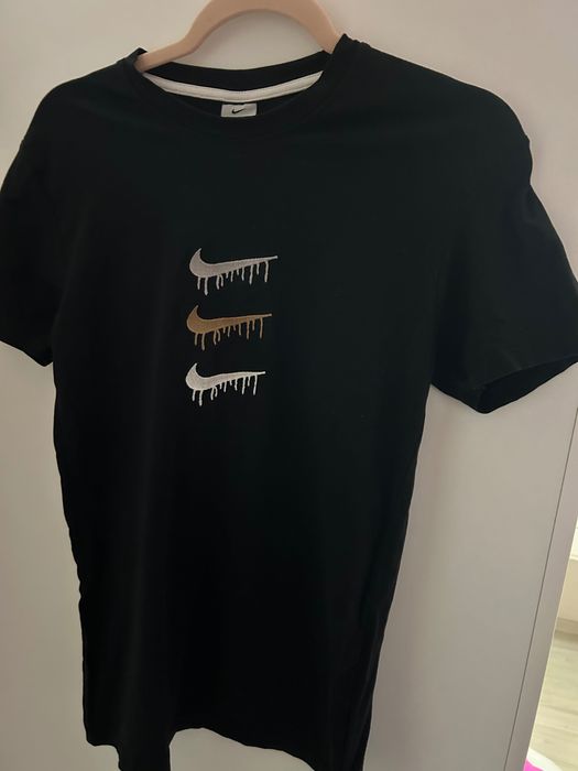 Nike тениска НОВА