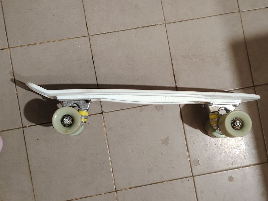 Penny board aproape nou