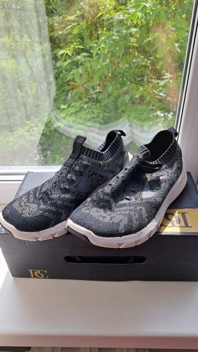 Кроссовки на мальчика