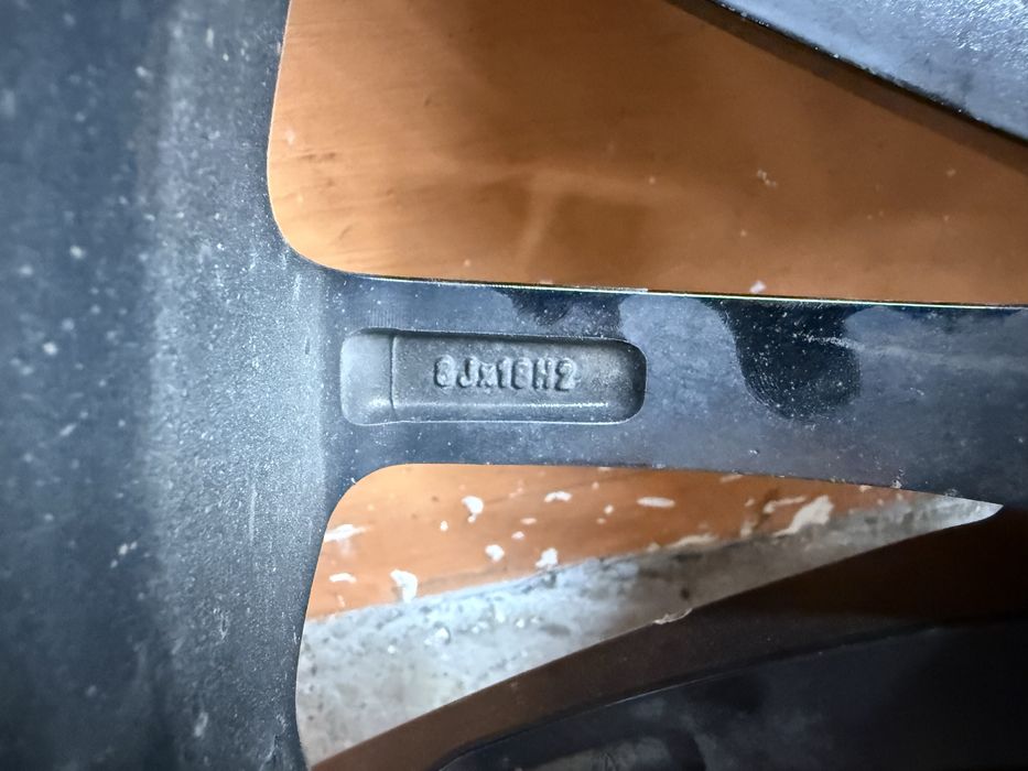 245/45/18 4бр. П