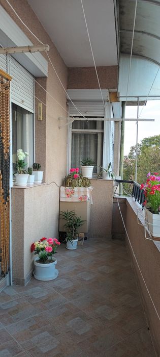 Продава се Четиристаен апартамент в Плевен, Идеален център - 120 кв.м за 1084 €/кв.м - Снимка #11