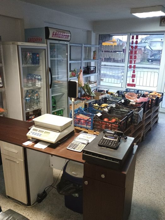 Дава се под наем Магазин в Стара Загора, Кольо Ганчев - 50 кв.м за 295.8 € - Снимка #2