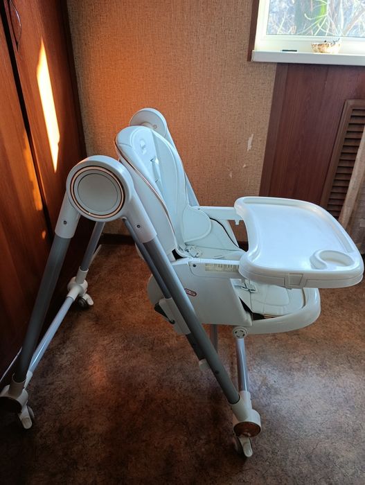 Продаётся детский стульчик для кормления