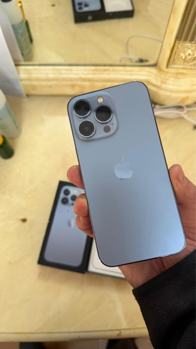 Продам айфон 13 про