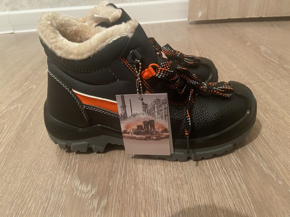 Спец ботинка новый 41размер