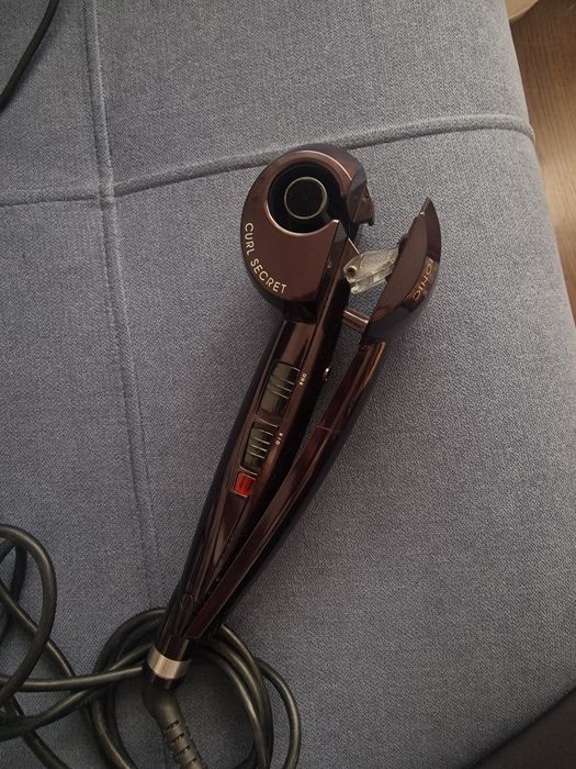 Babyliss curl, Vișiniu