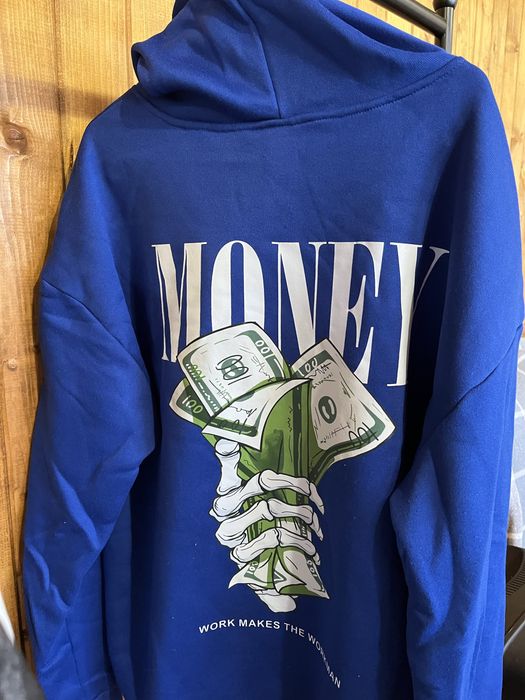 Тениски и худита на ТОП ЦЕНИ!