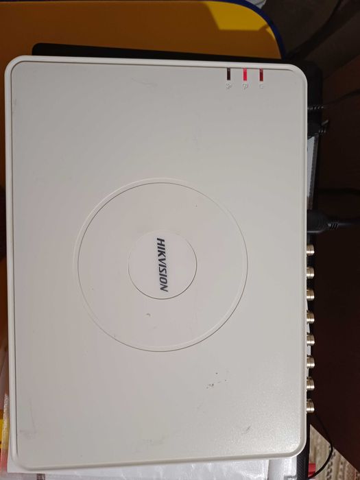 DVR DS-7116HQHI-K1 -  + HDD Western Digital WD20EZRX - 2TB