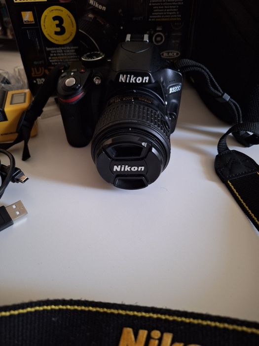 NIKON  D 3200 VR ||