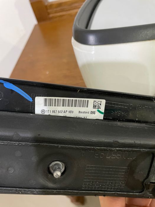 Oglinda dreapta VW Touran 2012 2013 sticla sparta