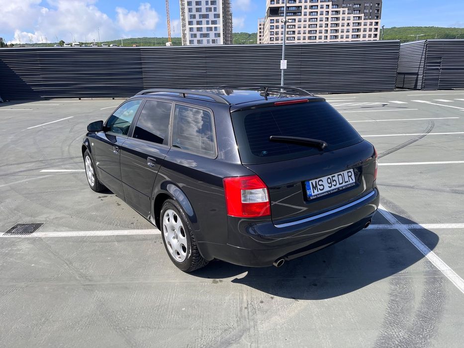 Audi A4 Vând Audi A4 B6 Avant,an de fabricație 2004,cu motor1.8 Turbo