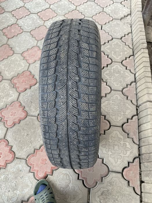 Продам зимние шин