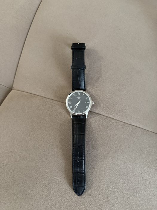 Продам часы Tissot
