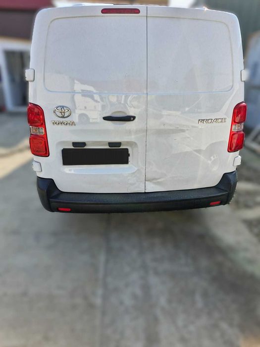 Toyota Proace Autoutilitara | 2.0 D | 145 CP | Euro 6 | 2022