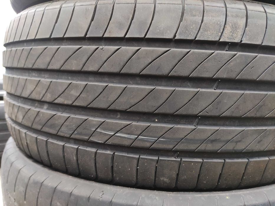 4бр Летни гуми 225 50 18 - Michelin
