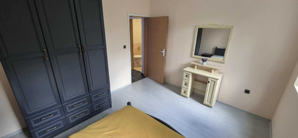 Дава се под наем Тристаен апартамент в Варна, Бриз - 100 кв.м за 612 € - Снимка #5