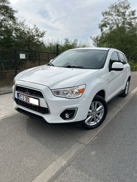 Mitsubishi ASX 1.8D 4x4 la buton/navi/clima