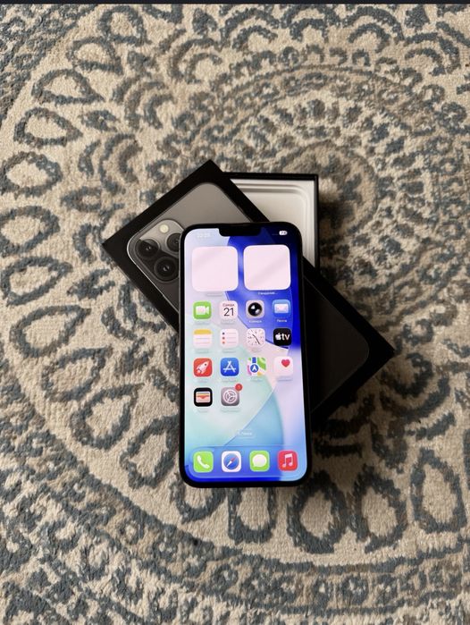 iPhone 13 pro max (black-256gb)