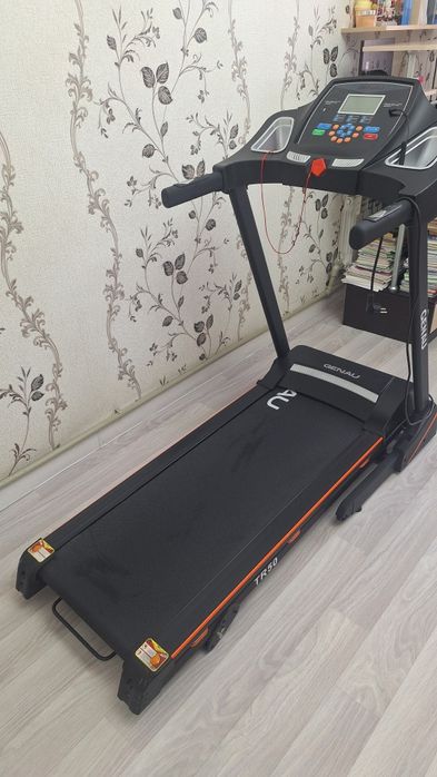Беговая дорожка Genau TR50.