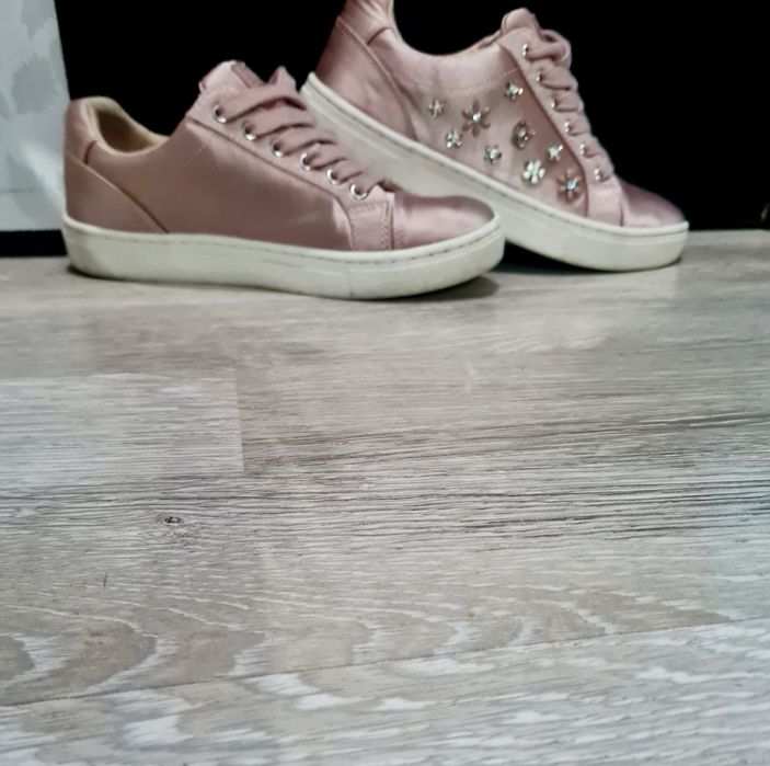 Sneakers GUESS  damă