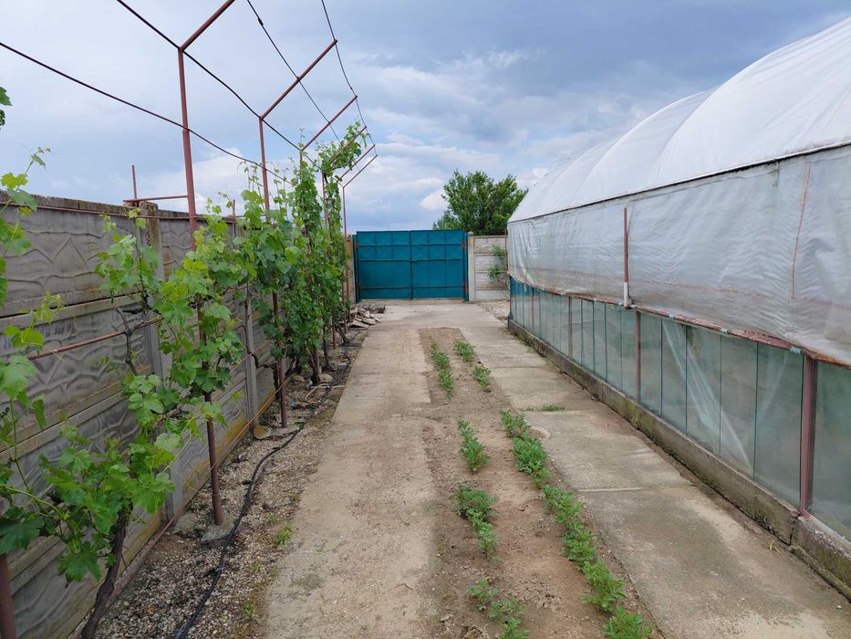 Vand 600 mp , teren extravilan in Craiova