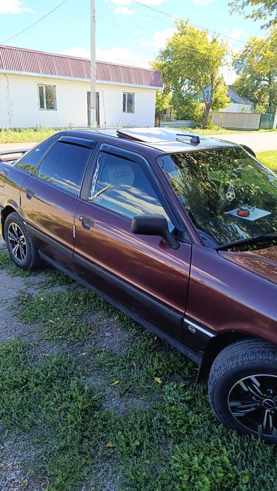 Продам Ауди 80 б3.