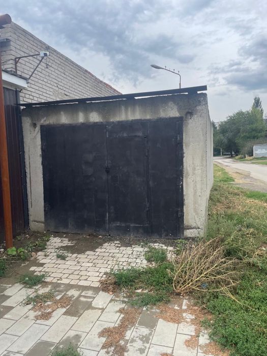 Продам гараж 3*6 метров