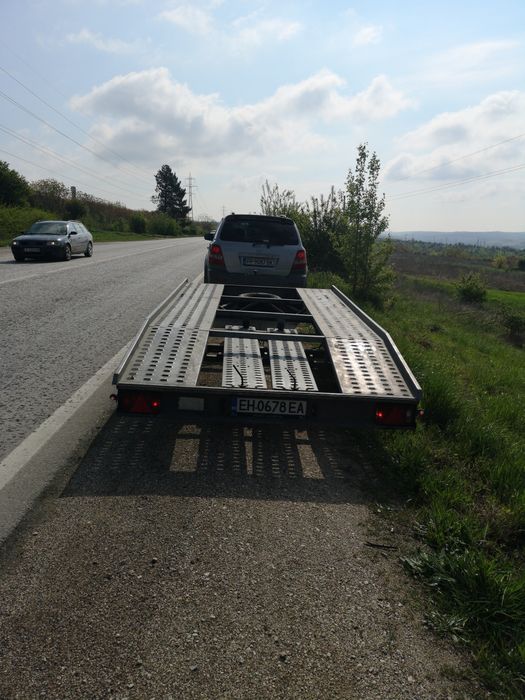 Платформа под наем и транспорт на автомобили пътна помощ