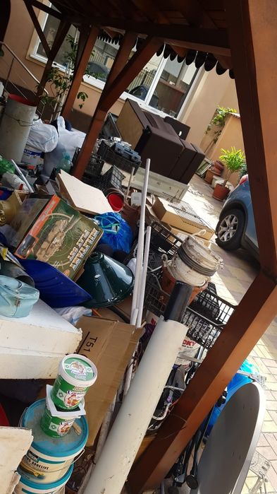 Transport moloz si mobilier debarasare apartamente Bucuresti