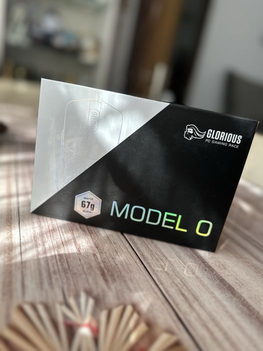 Mouse gaming glorious model 0 nou