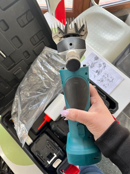 Чисто нова машинка за стригане на овце