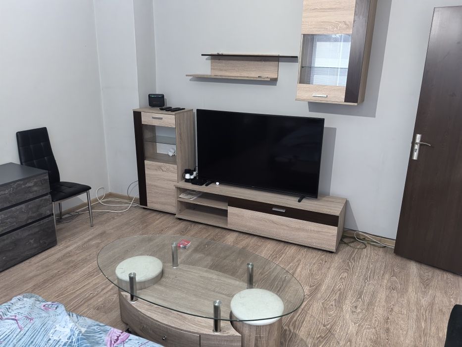 Дава се под наем Тристаен апартамент в Свиленград - 89 кв.м за 357 € - Снимка #9