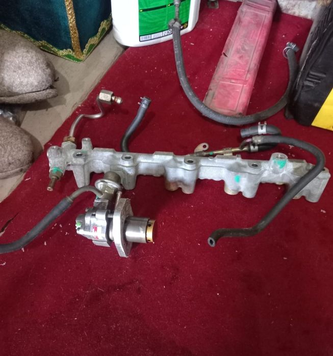 Продам датчик давления топлива и тнвд