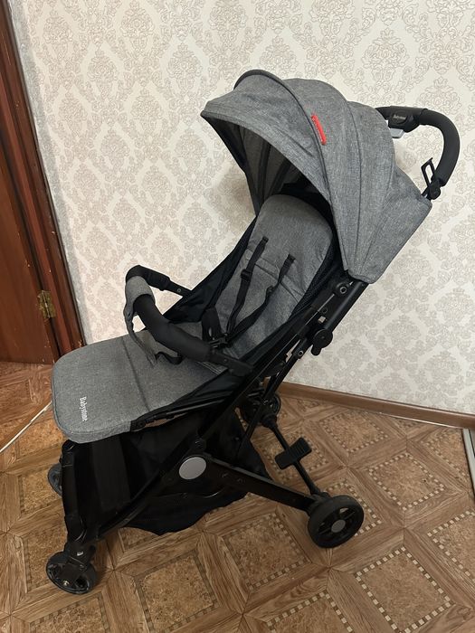 Прогулочная коляска складная