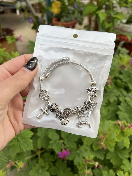 Гривна с твърда верижка