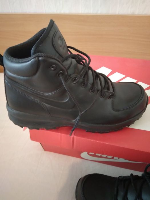 Зимни обувки NIKE