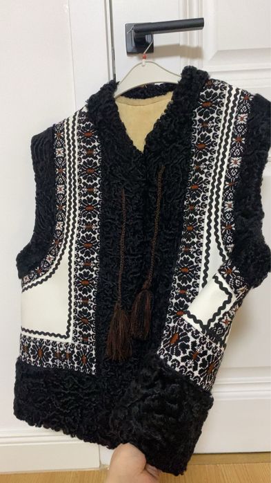 Bundite  adulti la comanda