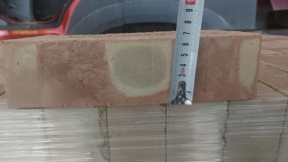 Кирпич красный. Доставка.