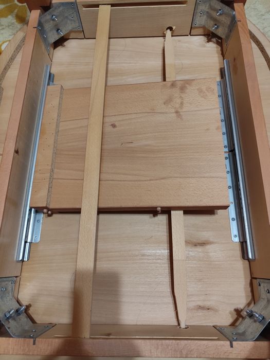 Кухненска маса разтегателна