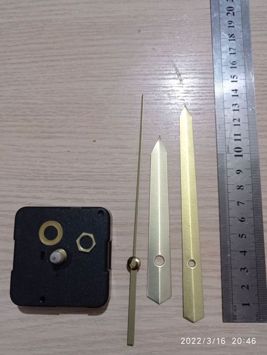 Механизм часов со стрелками