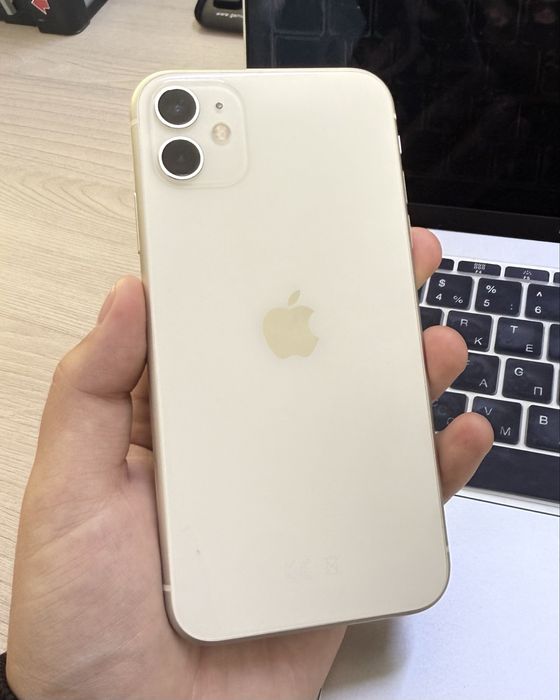 Продам Iphone 11