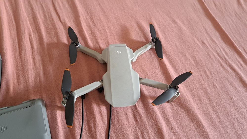 Dji mini 2 se fly more combo