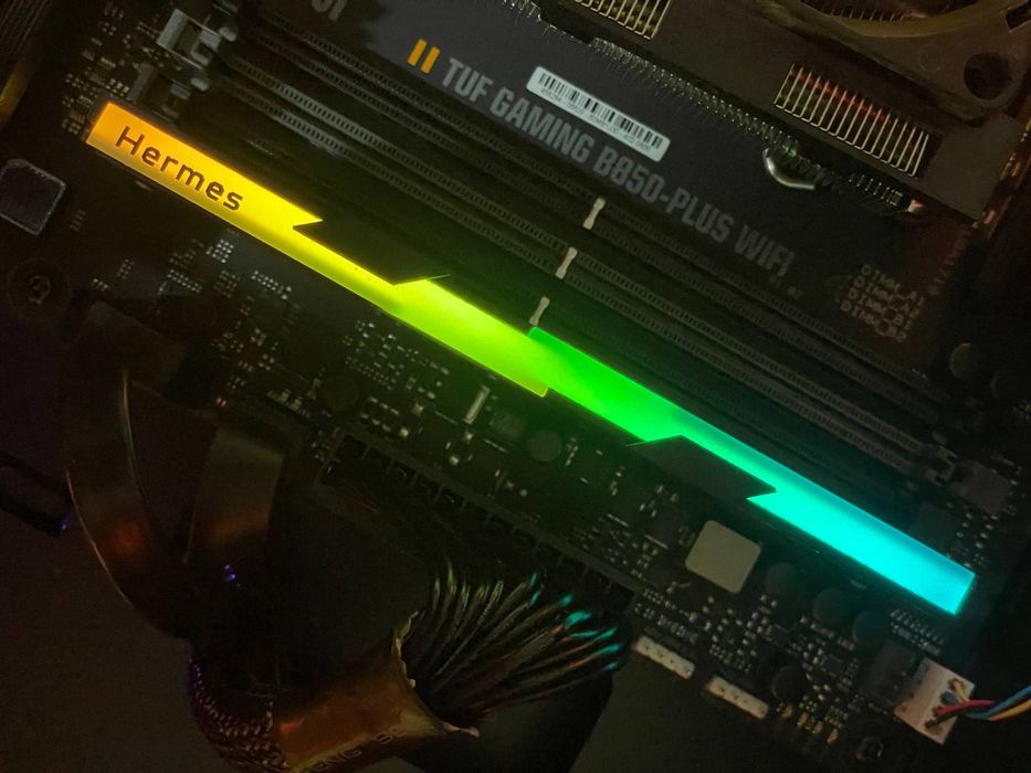Acer Predator HERMES (DDR5 6400Mhz 2R*8 1X32GB)