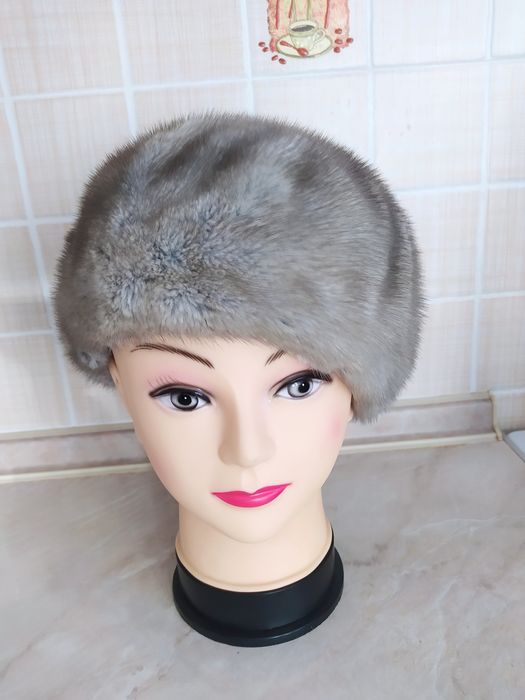 Берет норковый зима