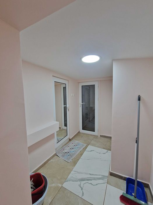 Дава се под наем Етаж от къща в с. Томпсън, Област София-област - 70 кв.м за 612 € - Снимка #8