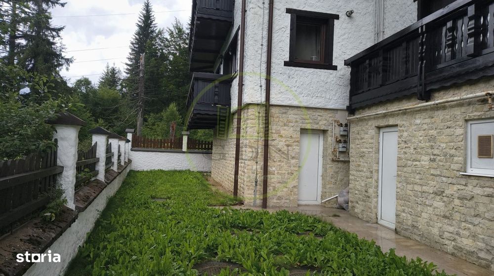 Penthouse cu vedere spectaculoasa catre Varful Omu si Masivul Bucegi |